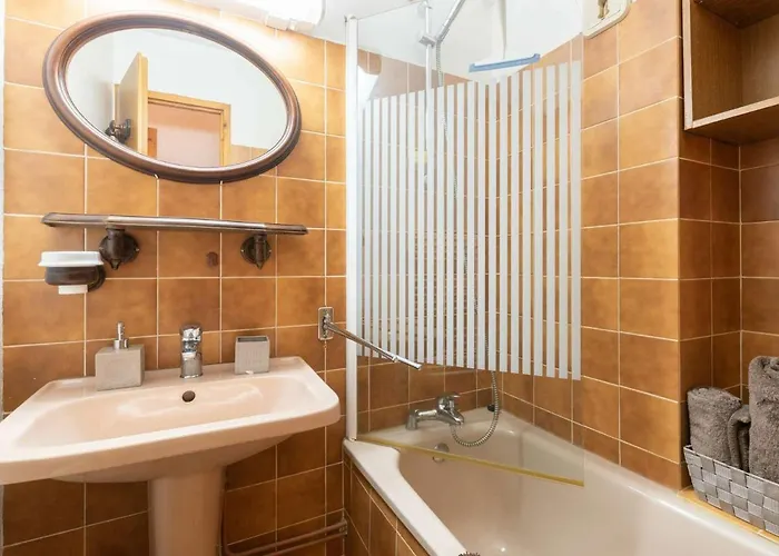 Cosy Pres Du Centre Avec Balcon, Parking Inclus - Fr-1-296-350 Lejlighed